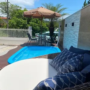 Casa Com Piscina Bombinhas